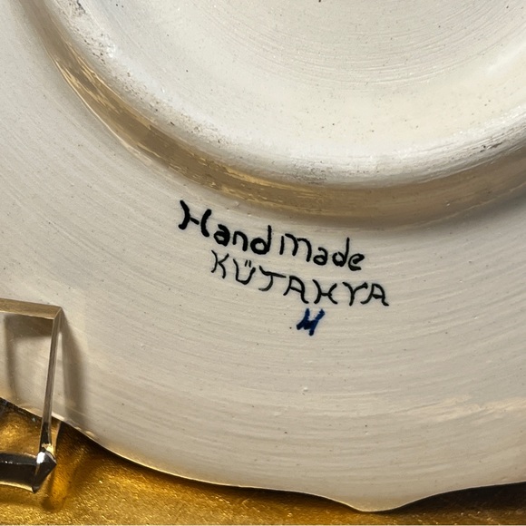 TURKISH IZNIK DESIGN CERAMIC PLATE FROM Istanbul 7” Blue Red and White - Picture 3 of 4